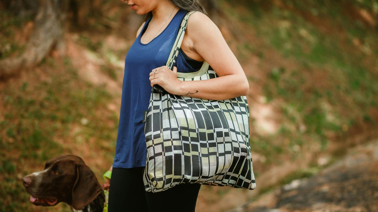 How Everich Outdoor Ensures Quality Control in Beach Tote Bag Manufacturing